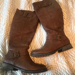 Faux leather riding boots distressed